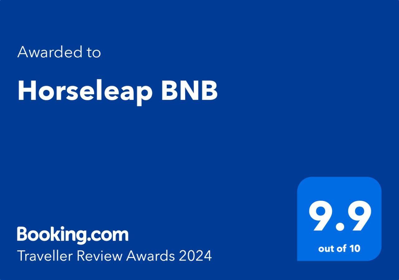Horseleap Bnb Moate Ngoại thất bức ảnh